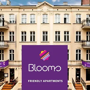Blooms - Center By Friendly Apartmanhotel
